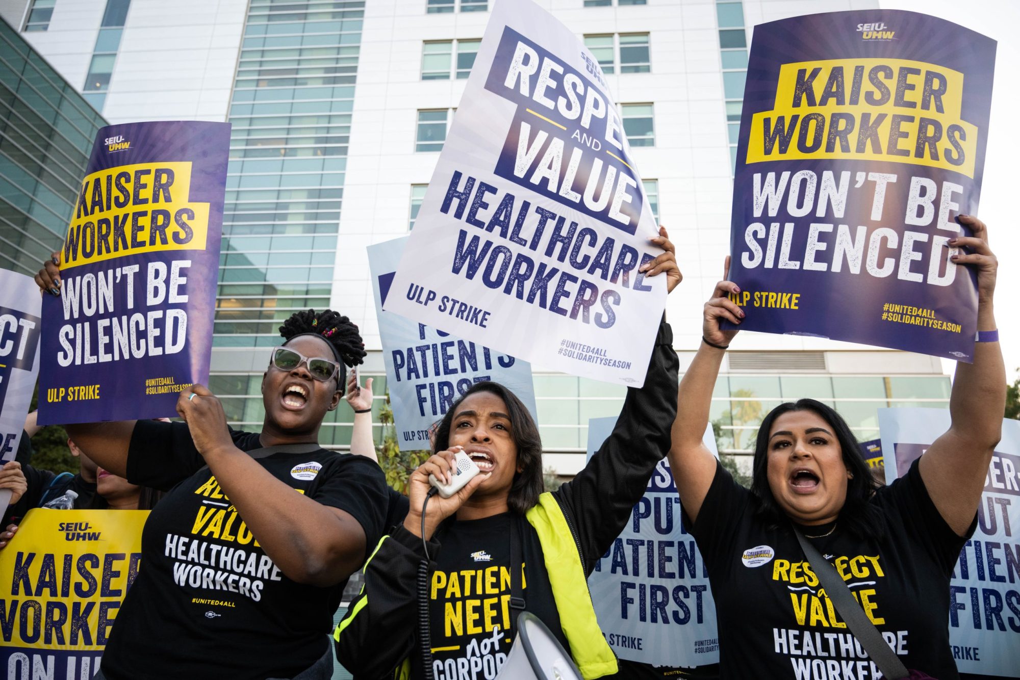 Kaiser Permanente healthcare workers walk the picket line in Los Angeles as they begin a three-day strike involving more than 75,000 Kaiser workers on Wednesday, October 4, 2023. Photo by Sarah Reingewirtz/MediaNews Group/Los Angeles Daily News via Getty Images